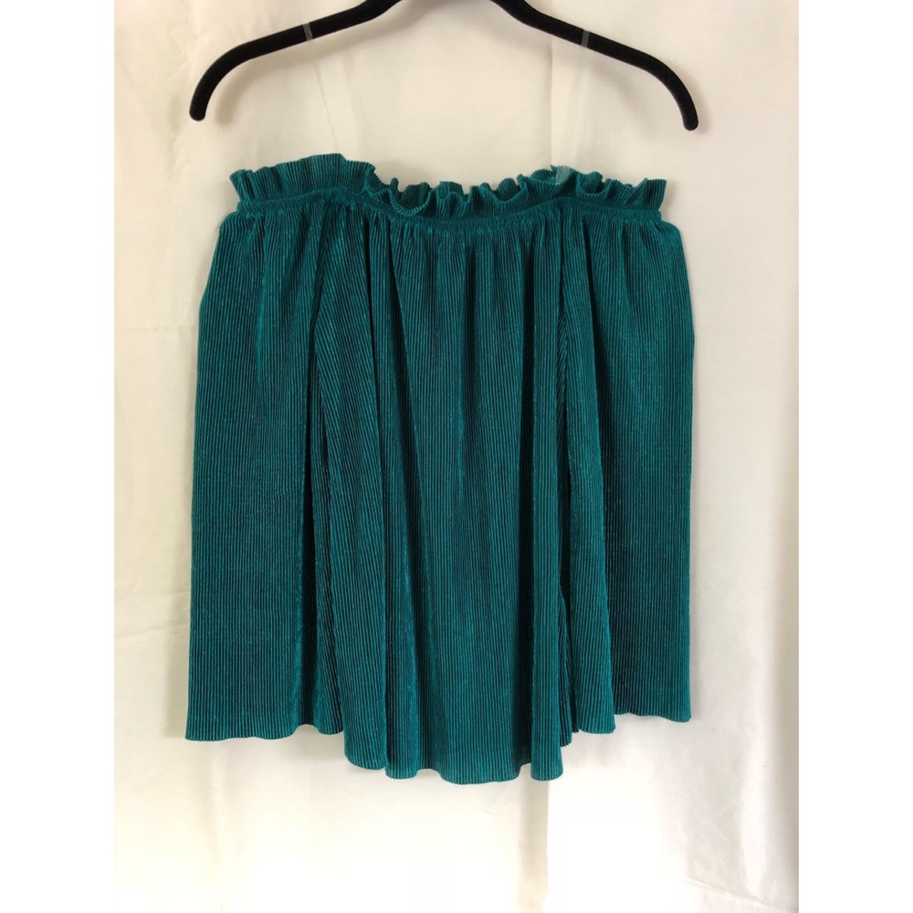 JOA green off shoulder blouse
